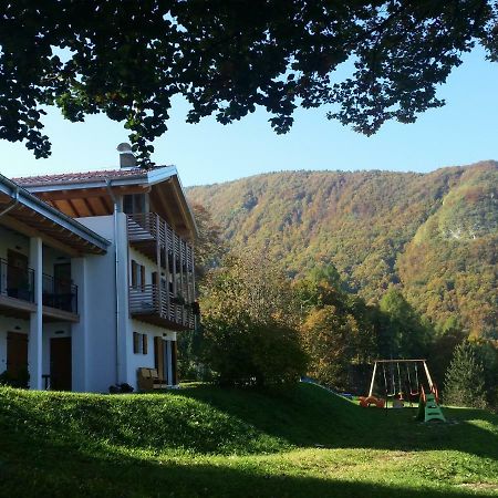 Hotel Garni Fobbie à Brentonico Extérieur photo