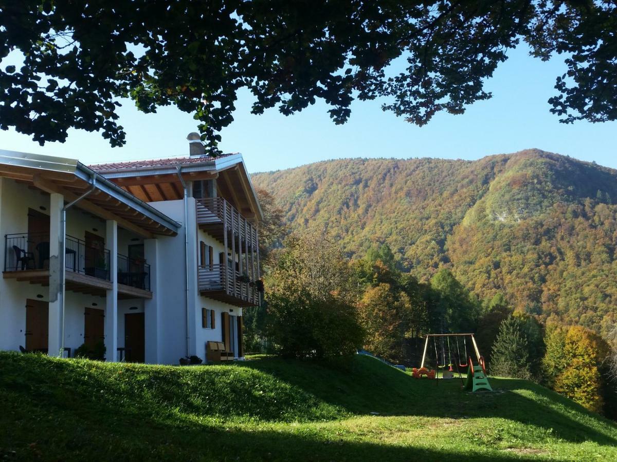 Hotel Garni Fobbie à Brentonico Extérieur photo
